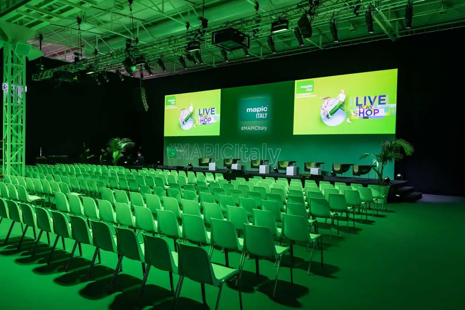 Mapic - Superstudio Maxi