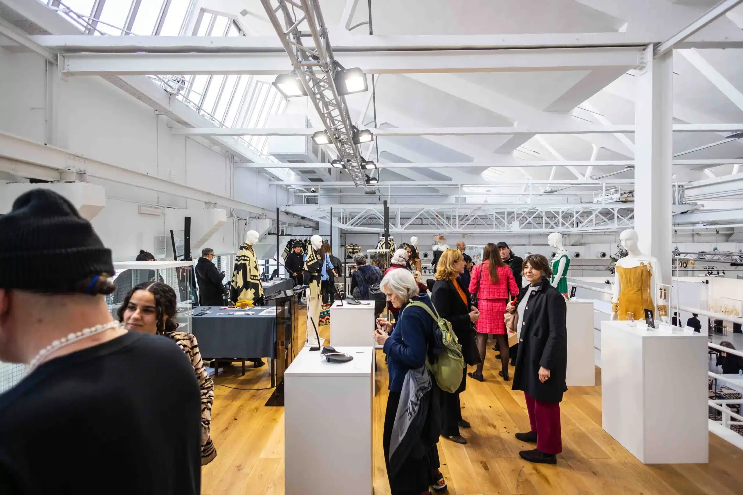 White Show - Superstudio Più